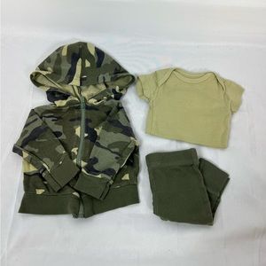 Newborn Camo Green Hoodie Set